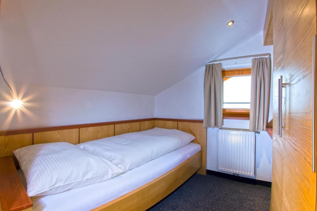 Hotel Lukas Fiss Cameră foto